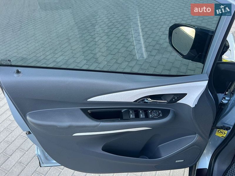 Хэтчбек Opel Ampera-e 2017 в Житомире фото 27 Хэтчбек Opel Ampera-e 2017 в Житомире