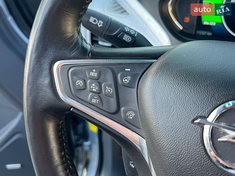 Хэтчбек Opel Ampera-e 2017 в Житомире фото 32 Хэтчбек Opel Ampera-e 2017 в Житомире
