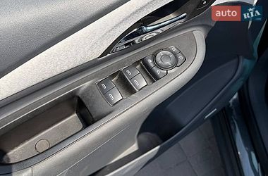 Хэтчбек Opel Ampera-e 2017 в Львове