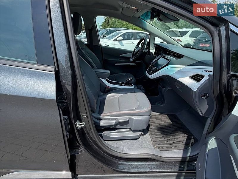 Хэтчбек Opel Ampera-e 2017 в Львове