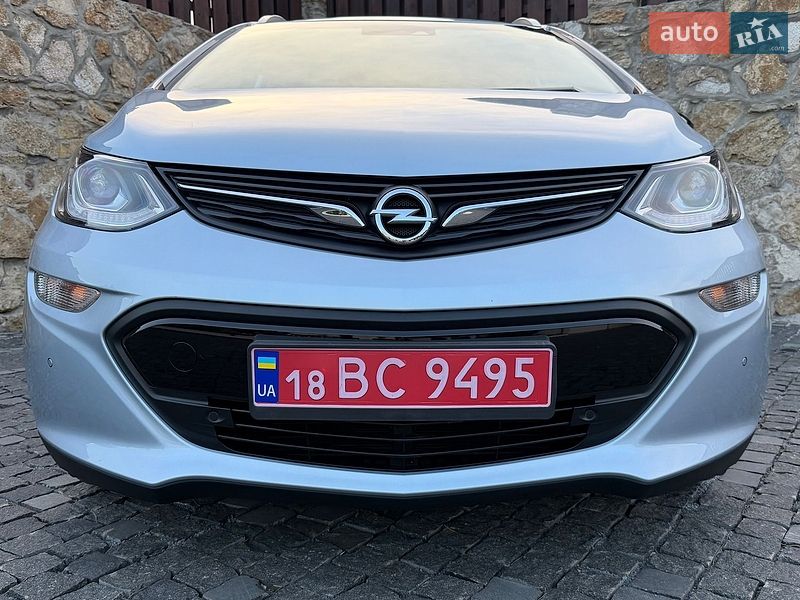 Хэтчбек Opel Ampera-e 2017 в Ровно