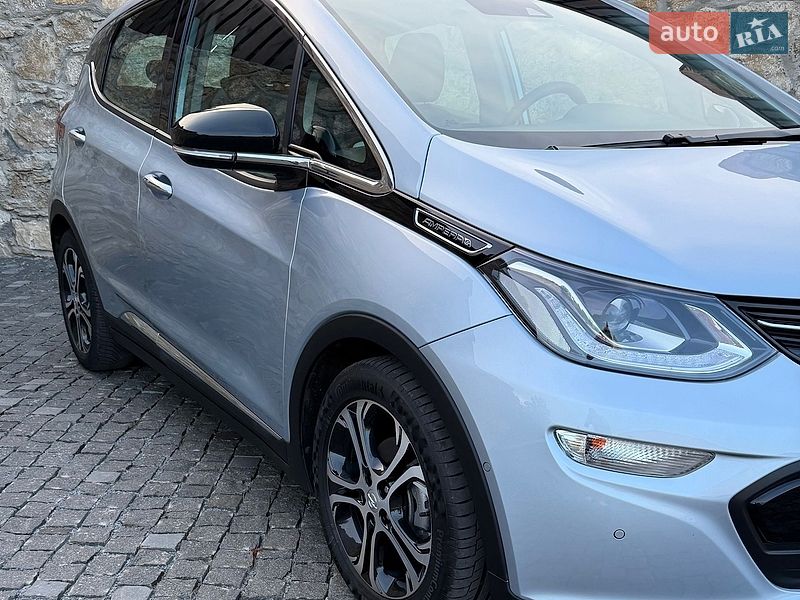 Хэтчбек Opel Ampera-e 2017 в Ровно