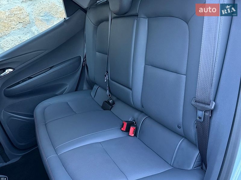Хэтчбек Opel Ampera-e 2017 в Ровно
