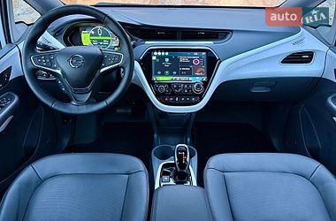 Хэтчбек Opel Ampera-e 2017 в Ровно