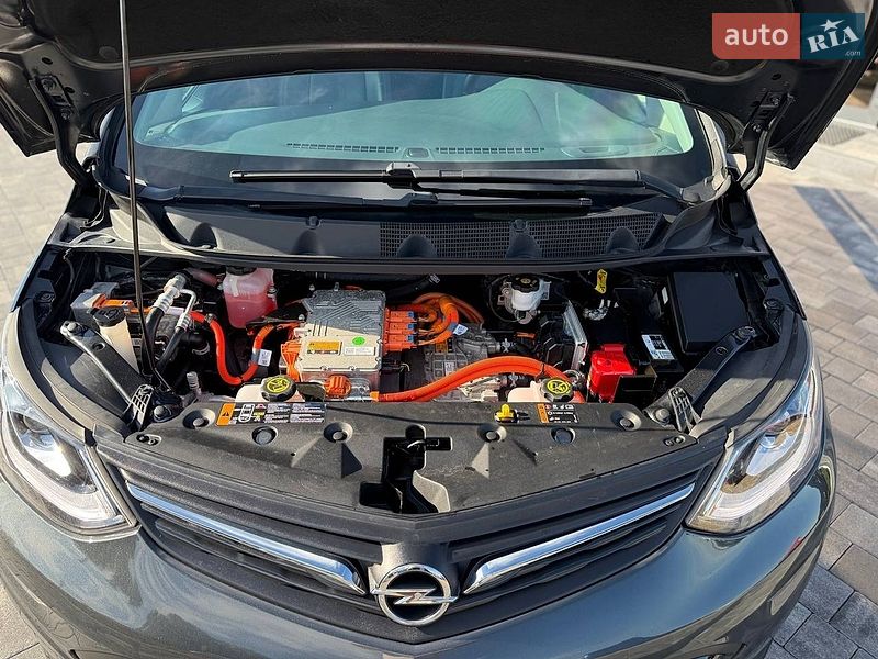 Хэтчбек Opel Ampera-e 2018 в Коломые