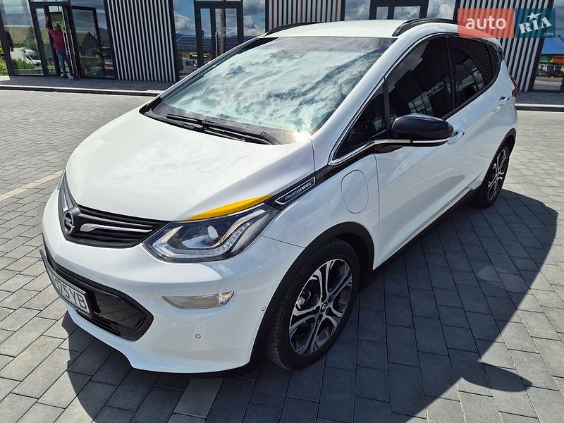 Хетчбек Opel Ampera-e 2017 в Ковелі
