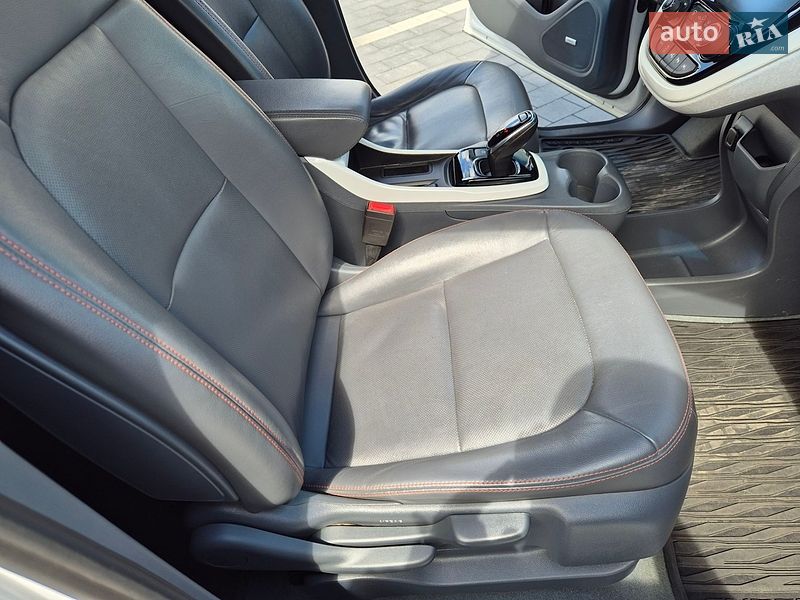 Хетчбек Opel Ampera-e 2017 в Ковелі