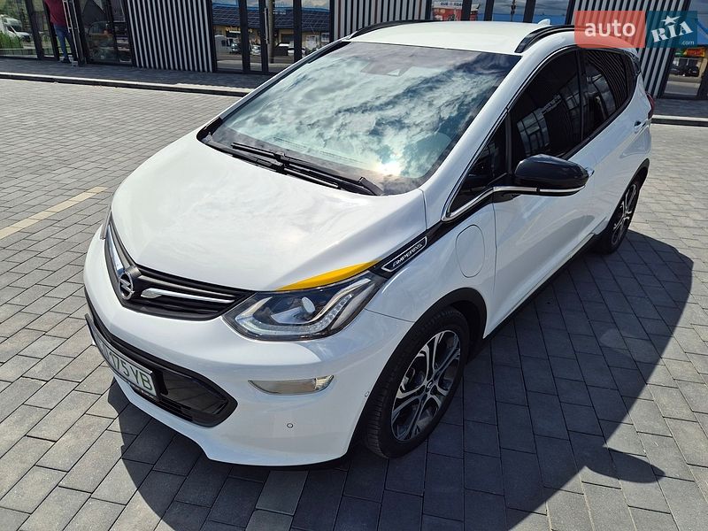 Хетчбек Opel Ampera-e 2017 в Ковелі