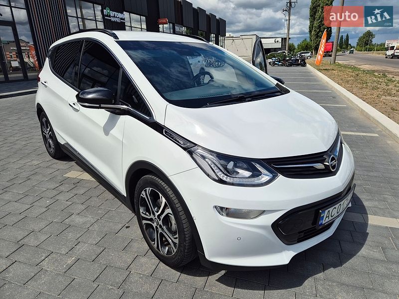 Хетчбек Opel Ampera-e 2017 в Ковелі
