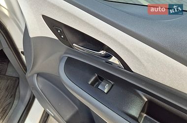 Хетчбек Opel Ampera-e 2017 в Ковелі