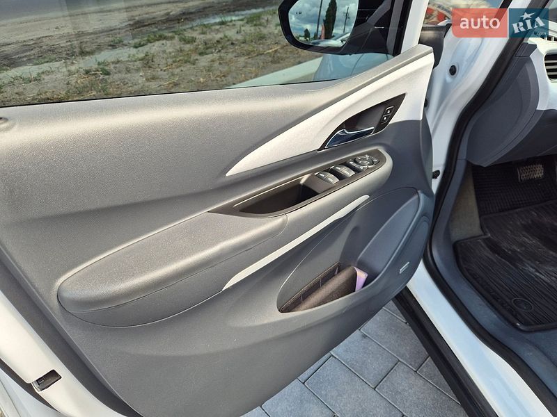 Хетчбек Opel Ampera-e 2017 в Ковелі