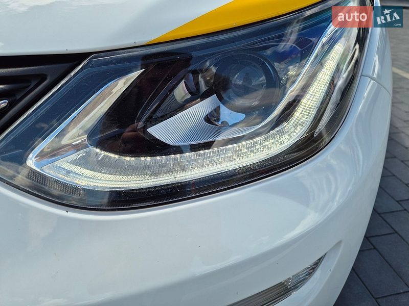 Хетчбек Opel Ampera-e 2017 в Ковелі