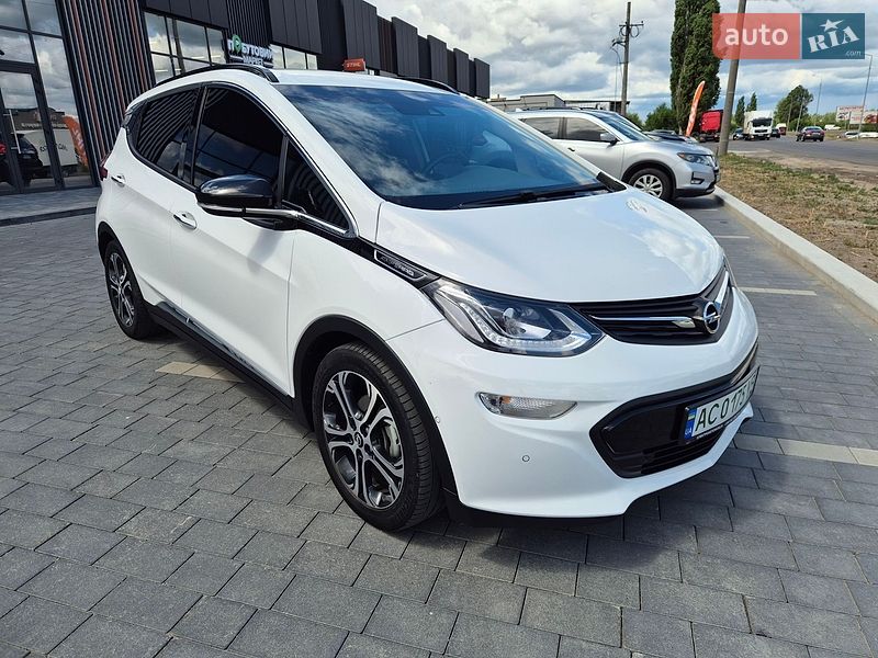 Хетчбек Opel Ampera-e 2017 в Ковелі