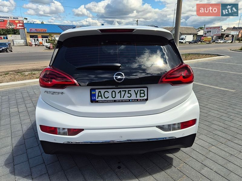 Хетчбек Opel Ampera-e 2017 в Ковелі