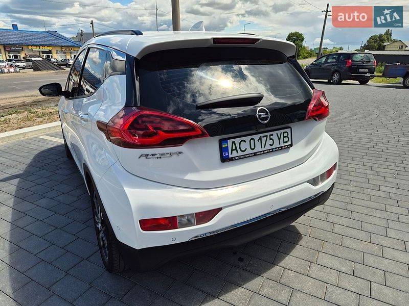 Хетчбек Opel Ampera-e 2017 в Ковелі