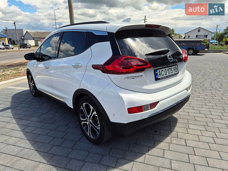 Хетчбек Opel Ampera-e 2017 в Ковелі