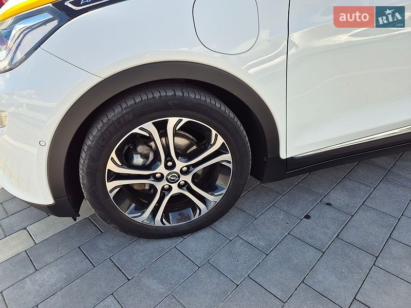 Хетчбек Opel Ampera-e 2017 в Ковелі