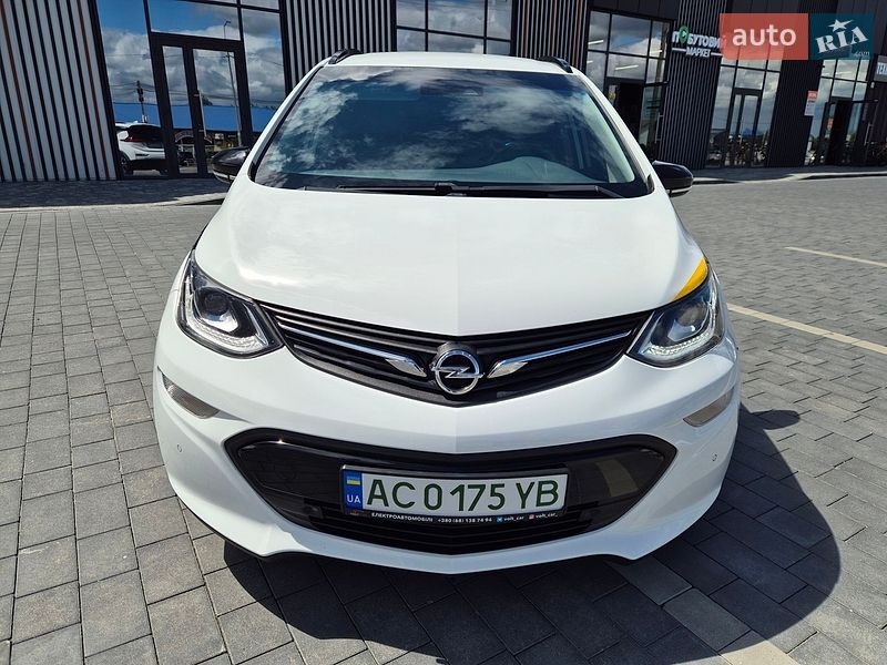 Хетчбек Opel Ampera-e 2017 в Ковелі