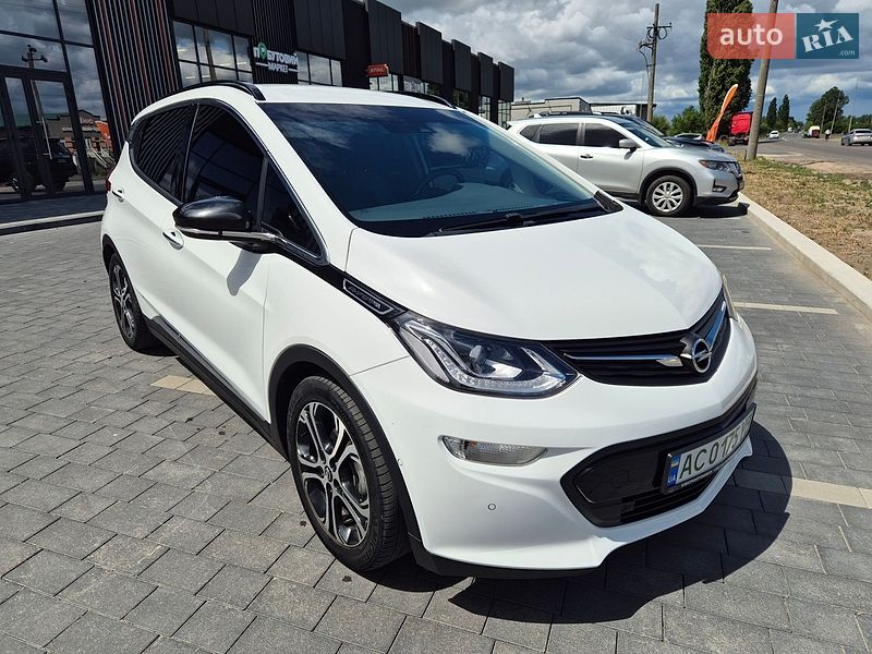 Хетчбек Opel Ampera-e 2017 в Ковелі