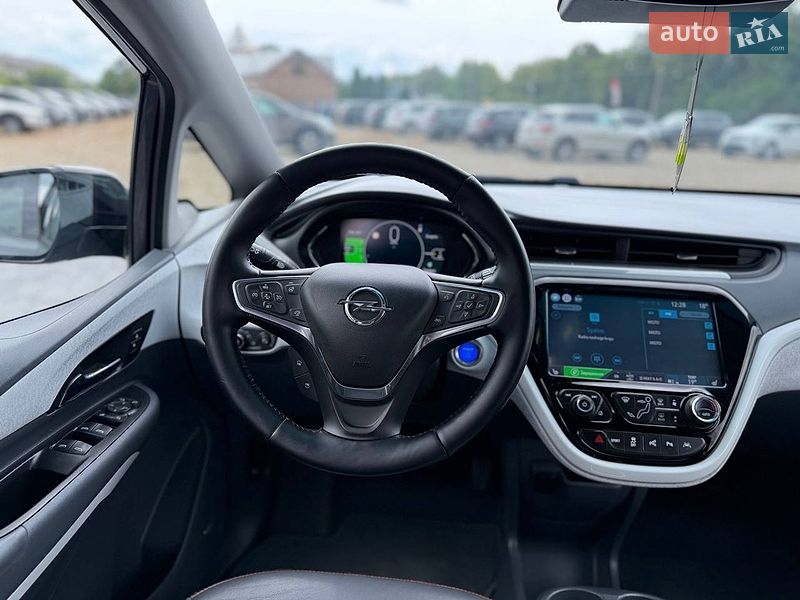 Хэтчбек Opel Ampera-e 2018 в Коломые фото 32 Хэтчбек Opel Ampera-e 2018 в Коломые