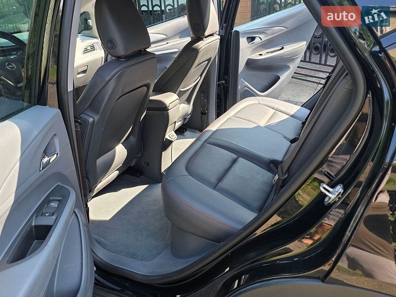 Хетчбек Opel Ampera-e 2017 в Калуші
