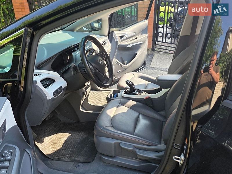 Хетчбек Opel Ampera-e 2017 в Калуші