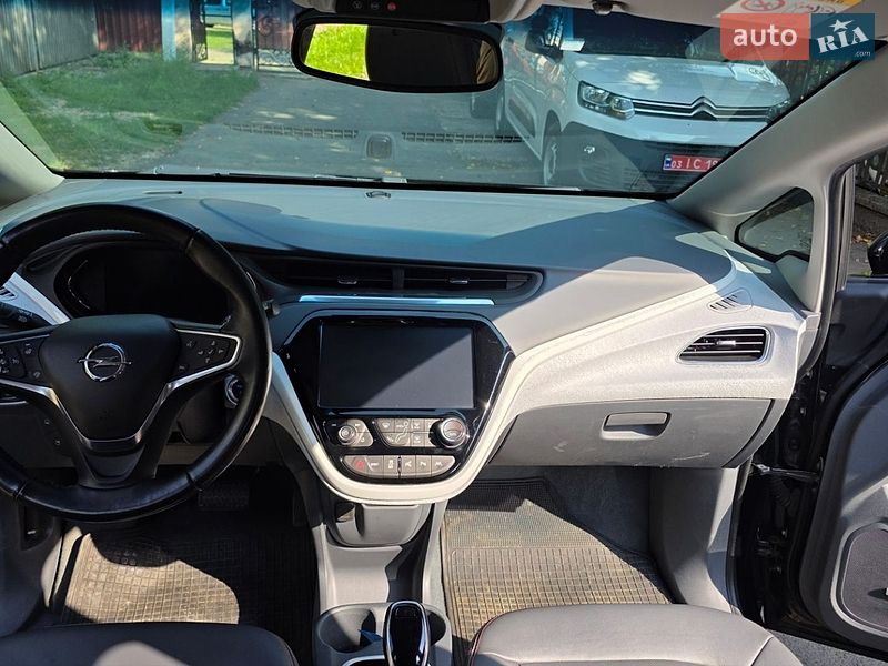 Хетчбек Opel Ampera-e 2017 в Калуші