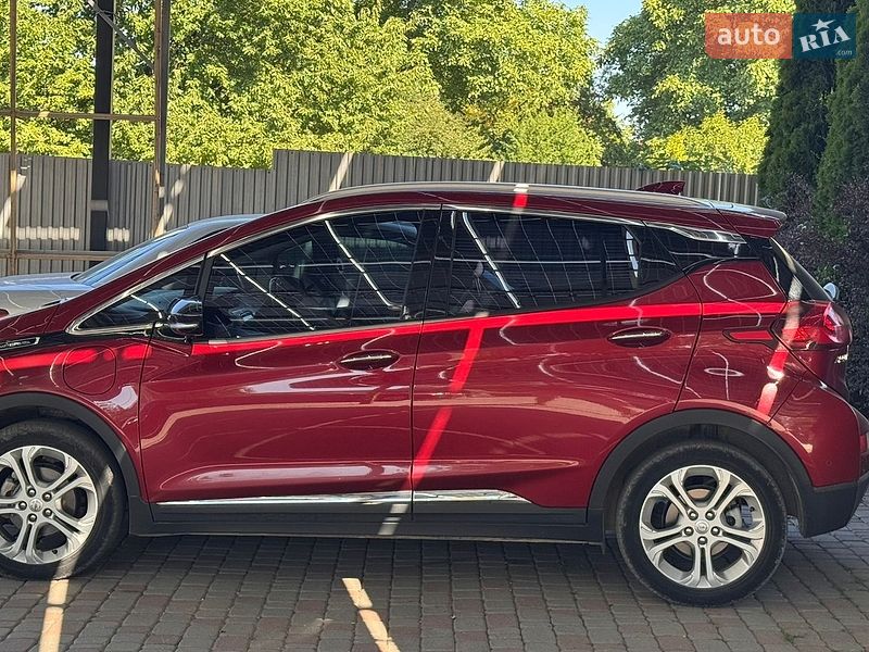 Хэтчбек Opel Ampera-e 2017 в Черновцах