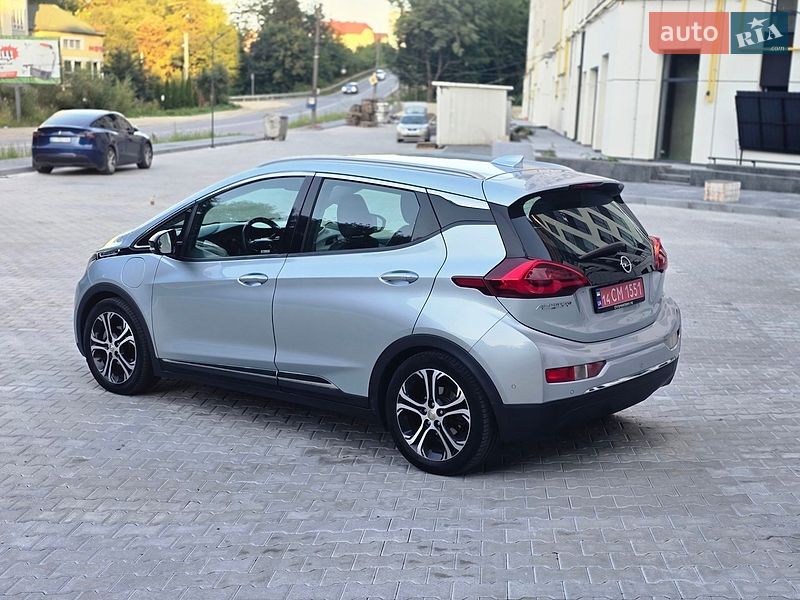 Хетчбек Opel Ampera-e 2017 в Тернополі