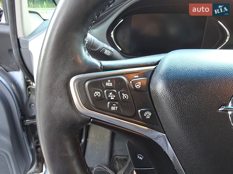 Хетчбек Opel Ampera-e 2017 в Тернополі