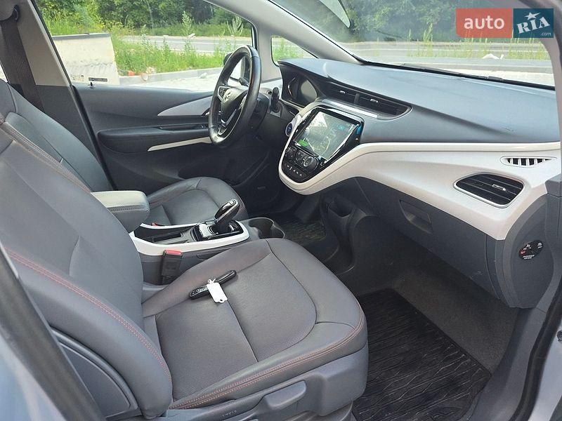 Хетчбек Opel Ampera-e 2017 в Тернополі