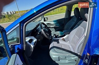 Хетчбек Opel Ampera-e 2017 в Рівному