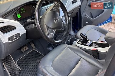 Хетчбек Opel Ampera-e 2019 в Хмельницькому