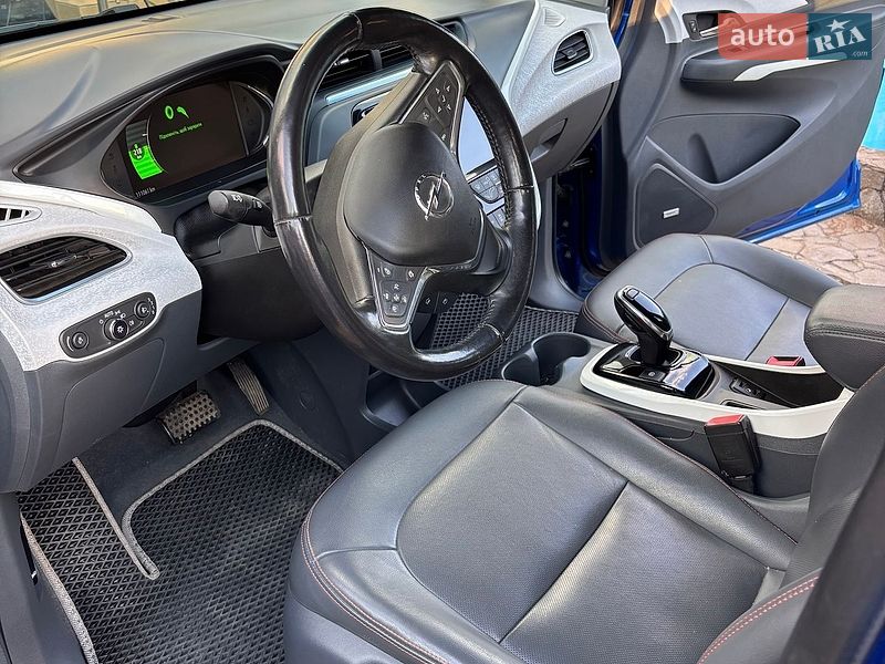 Хетчбек Opel Ampera-e 2019 в Хмельницькому