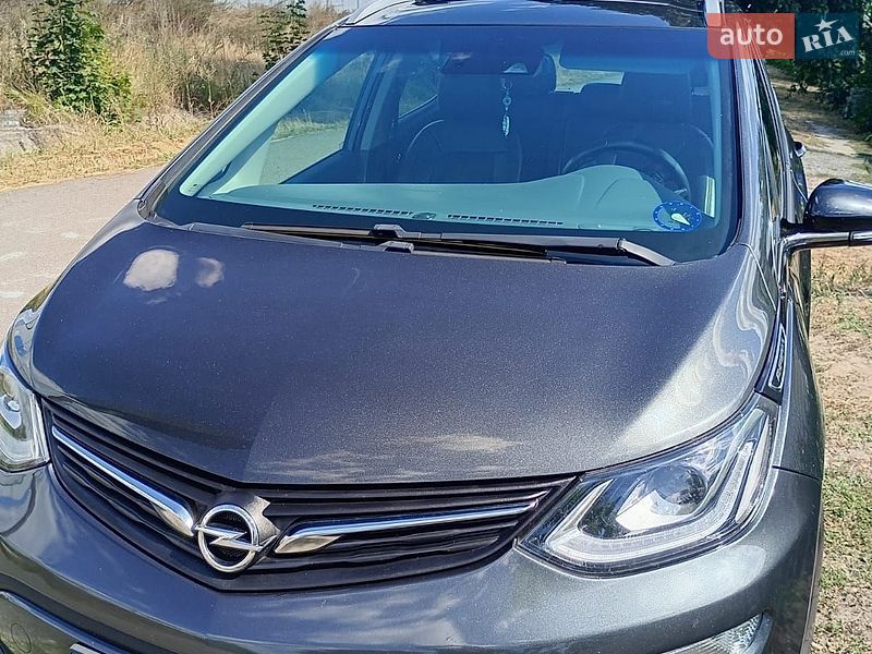 Хетчбек Opel Ampera-e 2017 в Березівці