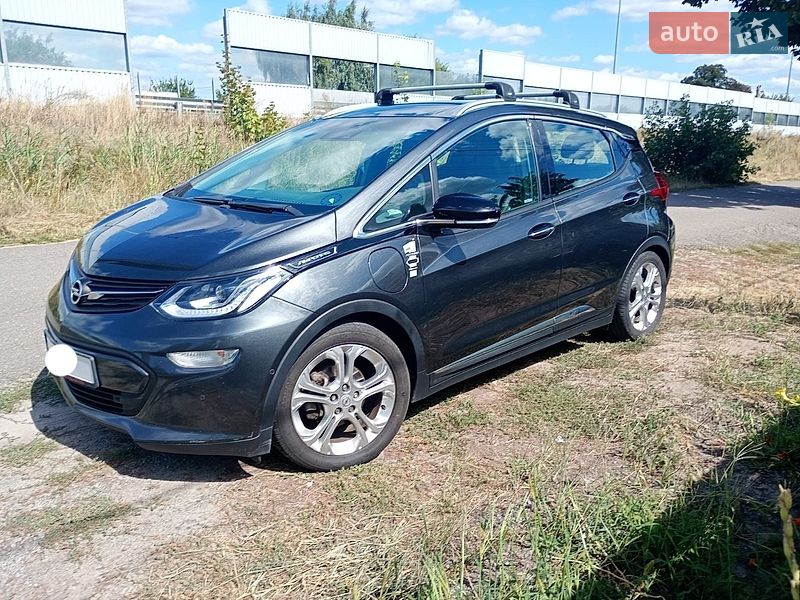 Хетчбек Opel Ampera-e 2017 в Березівці