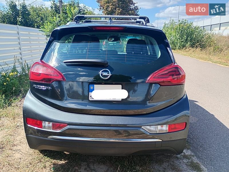 Хетчбек Opel Ampera-e 2017 в Березівці