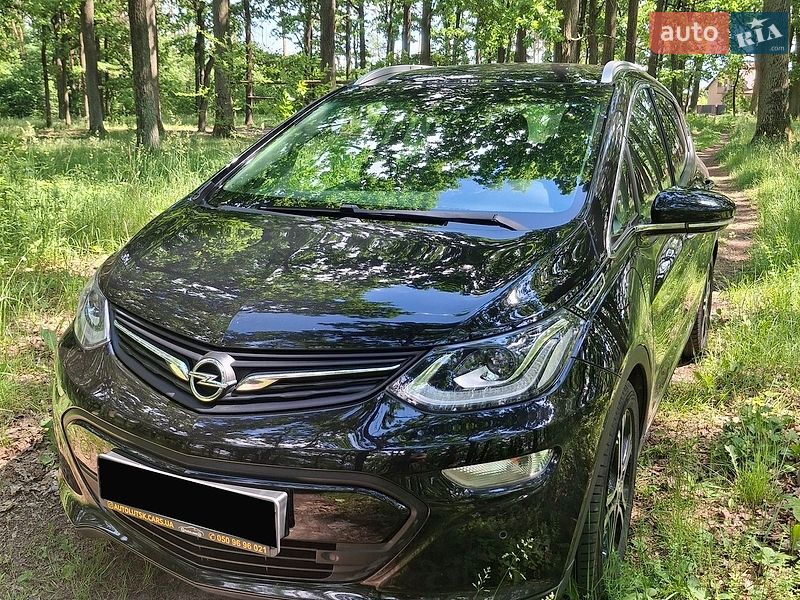 Хэтчбек Opel Ampera-e 2018 в Луцке