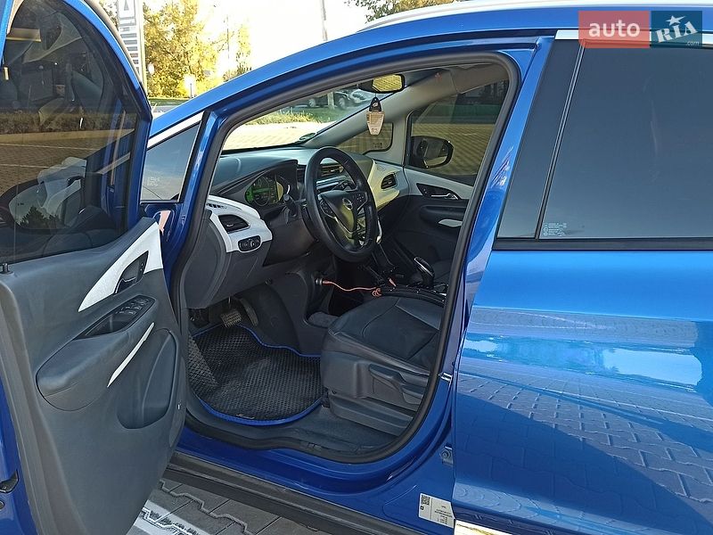 Хэтчбек Opel Ampera-e 2017 в Хмельницком