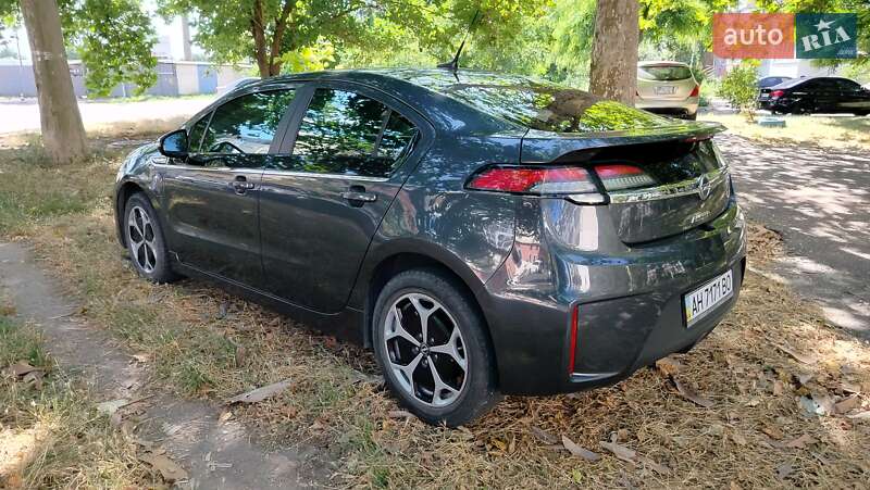 Хэтчбек Opel Ampera 2012 в Одессе