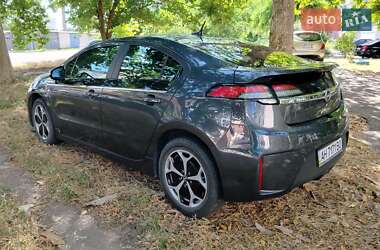 Хэтчбек Opel Ampera 2012 в 