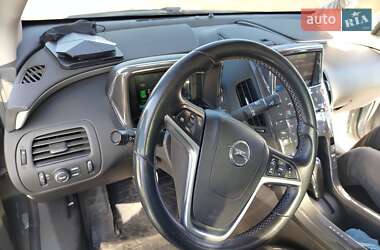 Хэтчбек Opel Ampera 2012 в 