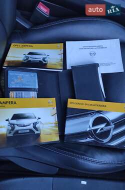 Хэтчбек Opel Ampera 2012 в 