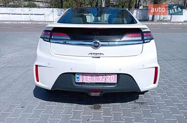 Хэтчбек Opel Ampera 2012 в 