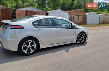 Хэтчбек Opel Ampera 2011 в 