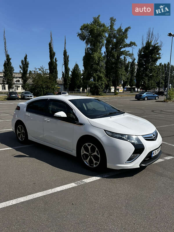 Хетчбек Opel Ampera 2012 в Києві