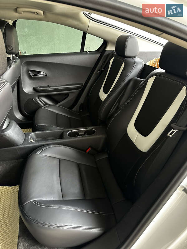 Хетчбек Opel Ampera 2012 в Києві