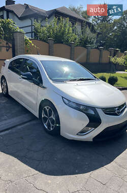 Хэтчбек Opel Ampera 2013 в 