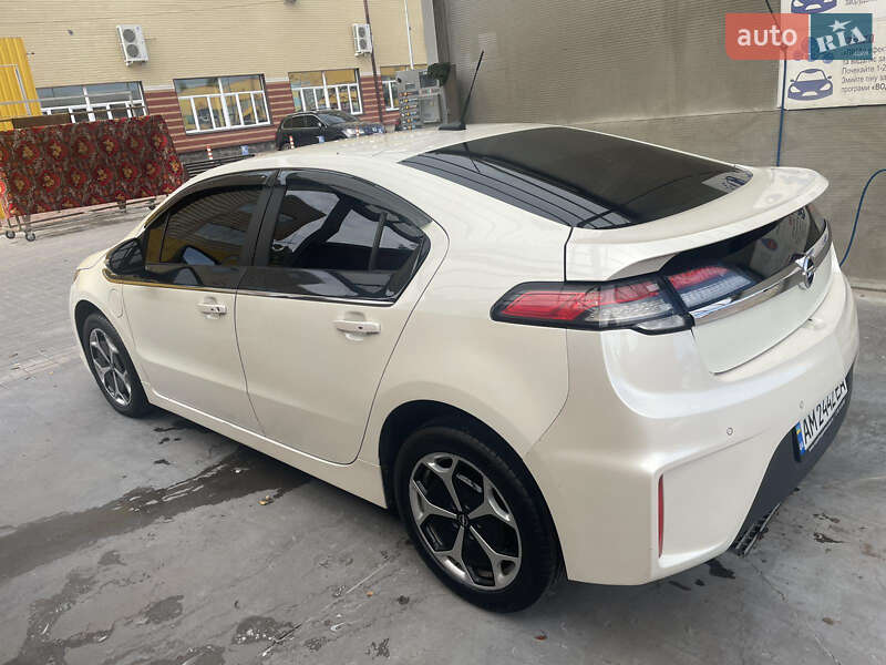 Хэтчбек Opel Ampera 2012 в Житомире