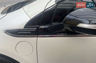 Хэтчбек Opel Ampera 2012 в 